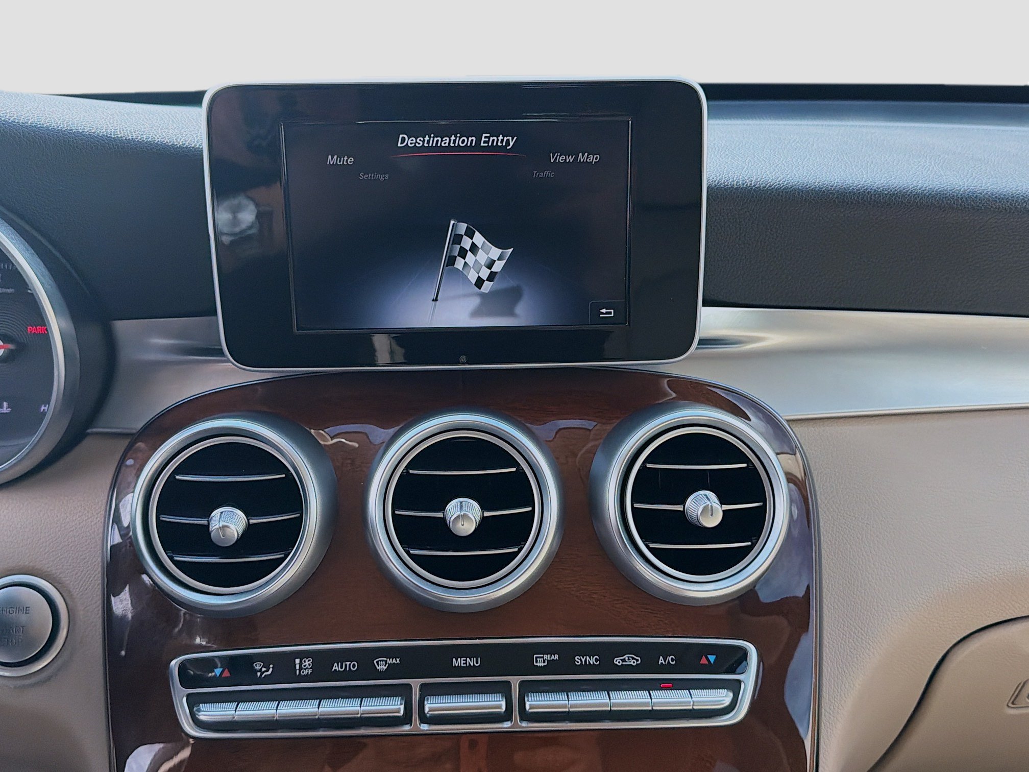 Used 2019 Mercedes-Benz GLC 300 image 10