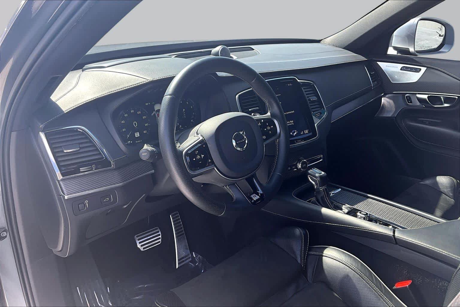Used 2019 Volvo XC90 T6 R-Design w/ Advanced Package AWD/4WD image 18