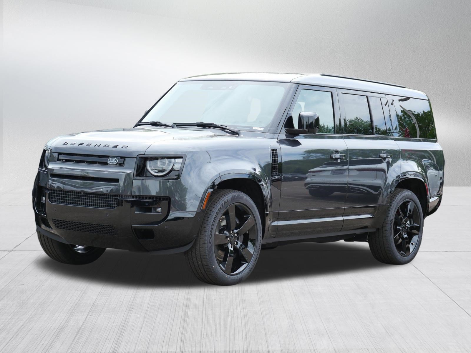 New 2026 Land Rover Defender 130 X-Dynamic SE AWD/4WD image 1