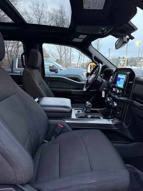 Used 2022 Ford F150 XLT w/ Equipment Group 301A Mid AWD/4WD image 13