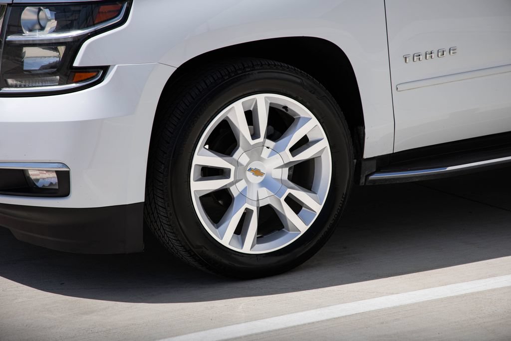Used 2017 Chevrolet Tahoe Premier RWD image 5