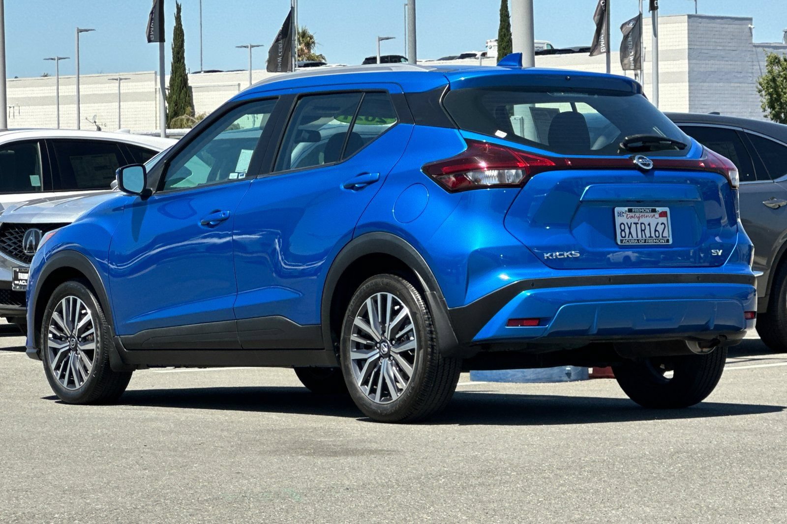 Used 2021 Nissan Kicks SV FWD image 6