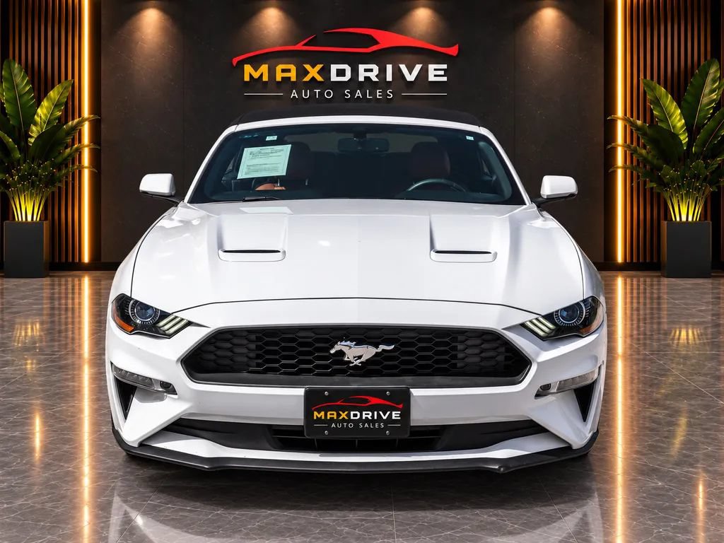 Used 2018 Ford Mustang Premium RWD image 11