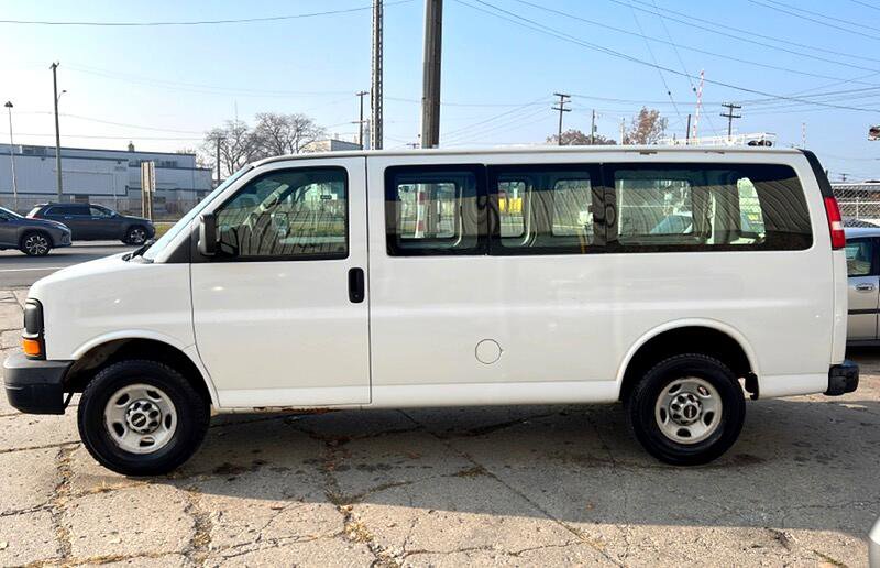 Used 2008 GMC Savana 2500 image 7
