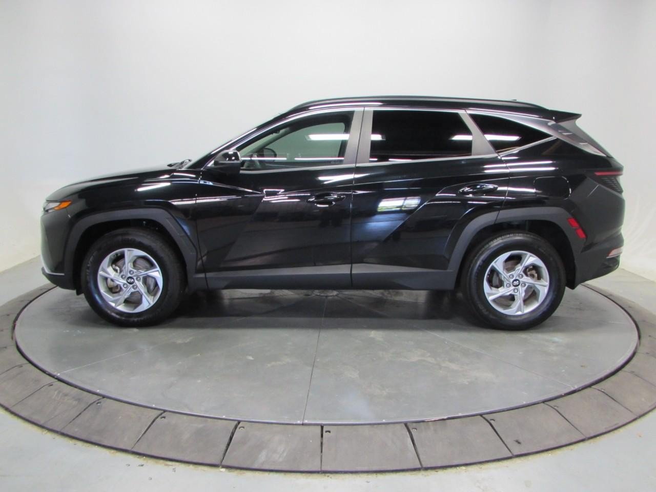 Used 2022 Hyundai Tucson SEL AWD/4WD image 4