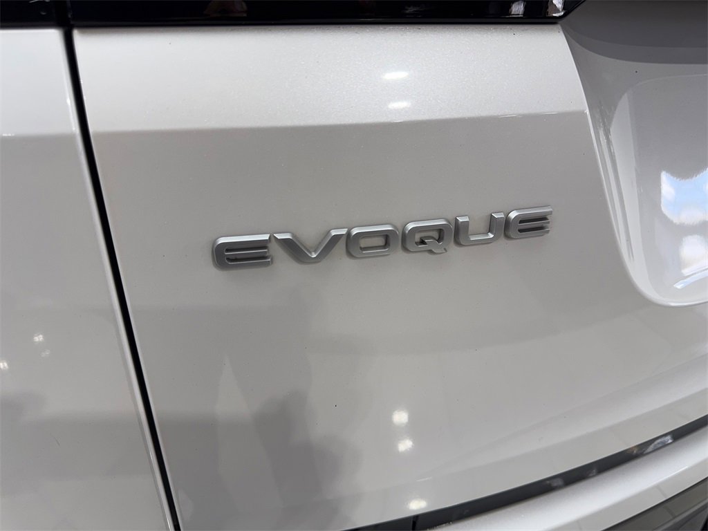 Used 2023 Land Rover Range Rover Evoque SE image 24