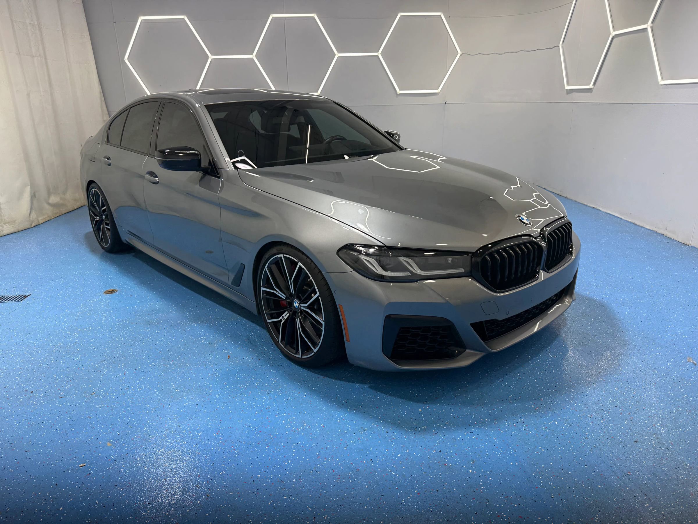 Used 2023 BMW M550i xDrive w/ Premium Enhanced Package AWD/4WD image 65