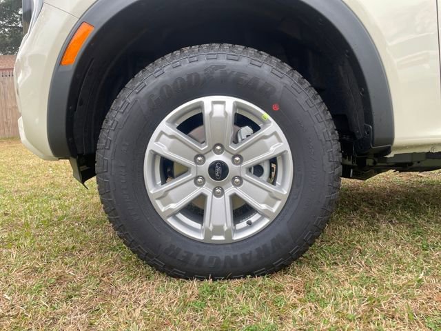 New 2025 Ford Ranger XL image 7