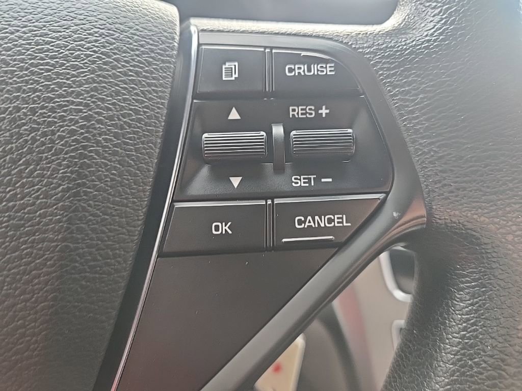 Used 2015 Hyundai Sonata SE w/ Option Group 09 image 18
