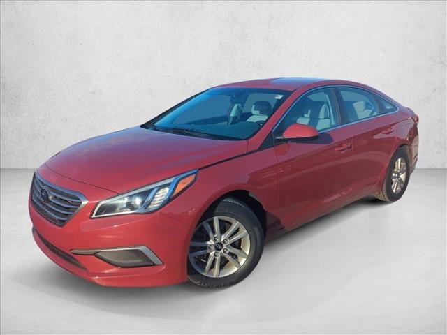 Used 2016 Hyundai Sonata SE image 1
