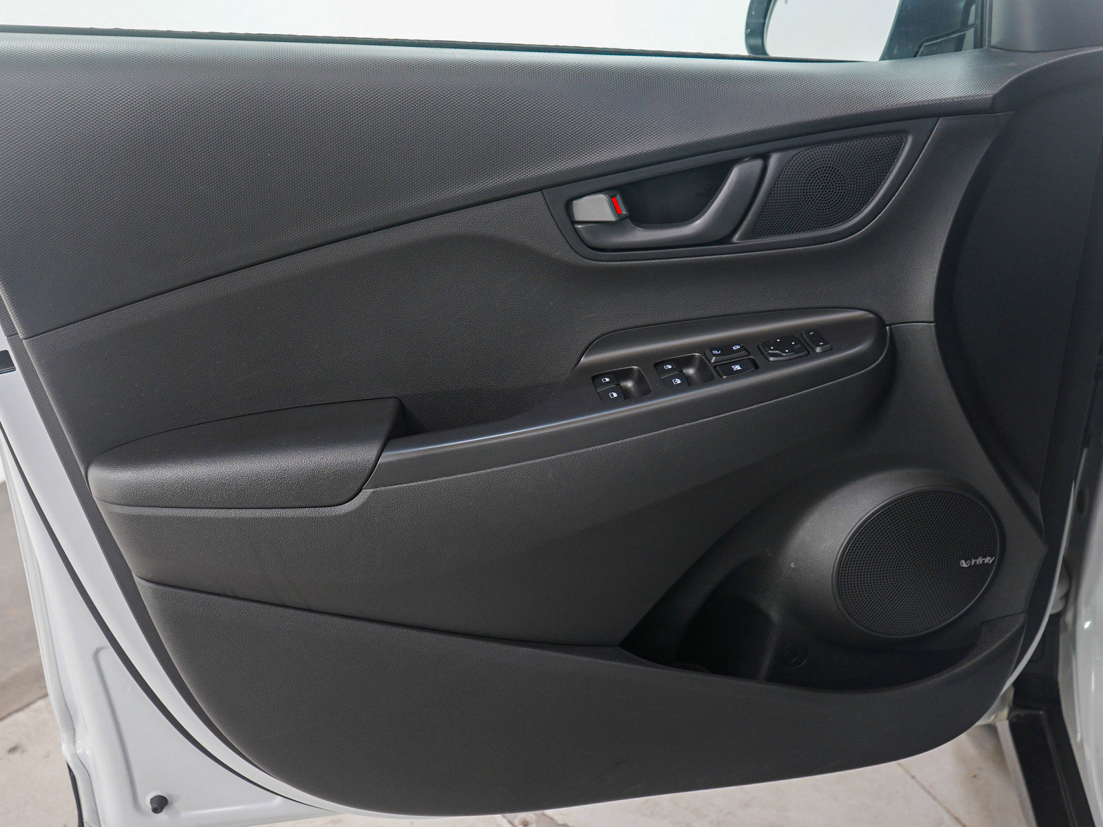 Used 2019 Hyundai Kona SEL w/ SEL Tech Package 02 image 20