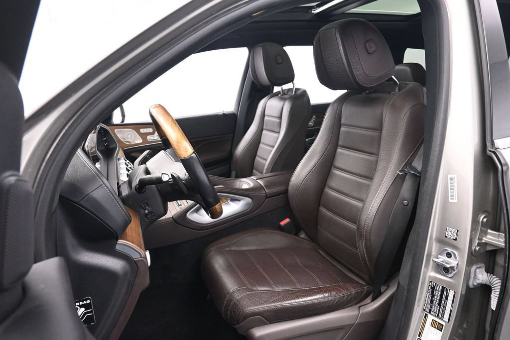 Used 2022 Mercedes-Benz GLS 450 4MATIC image 16