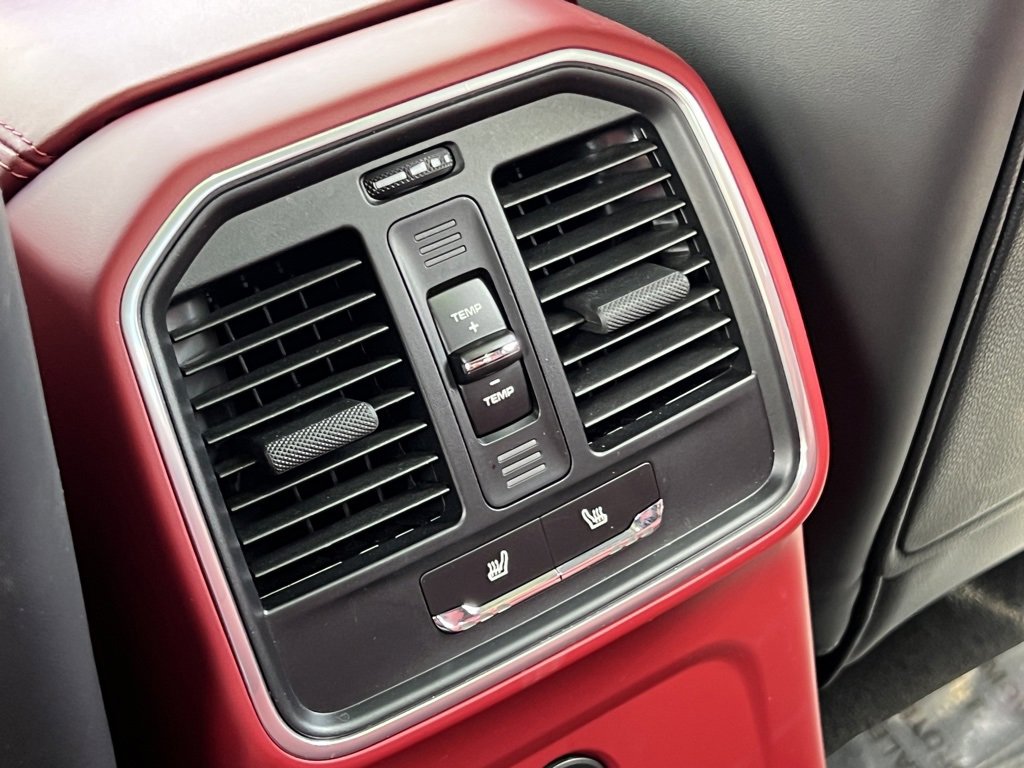 Used 2022 Porsche Macan GTS w/ Premium Package Plus image 16