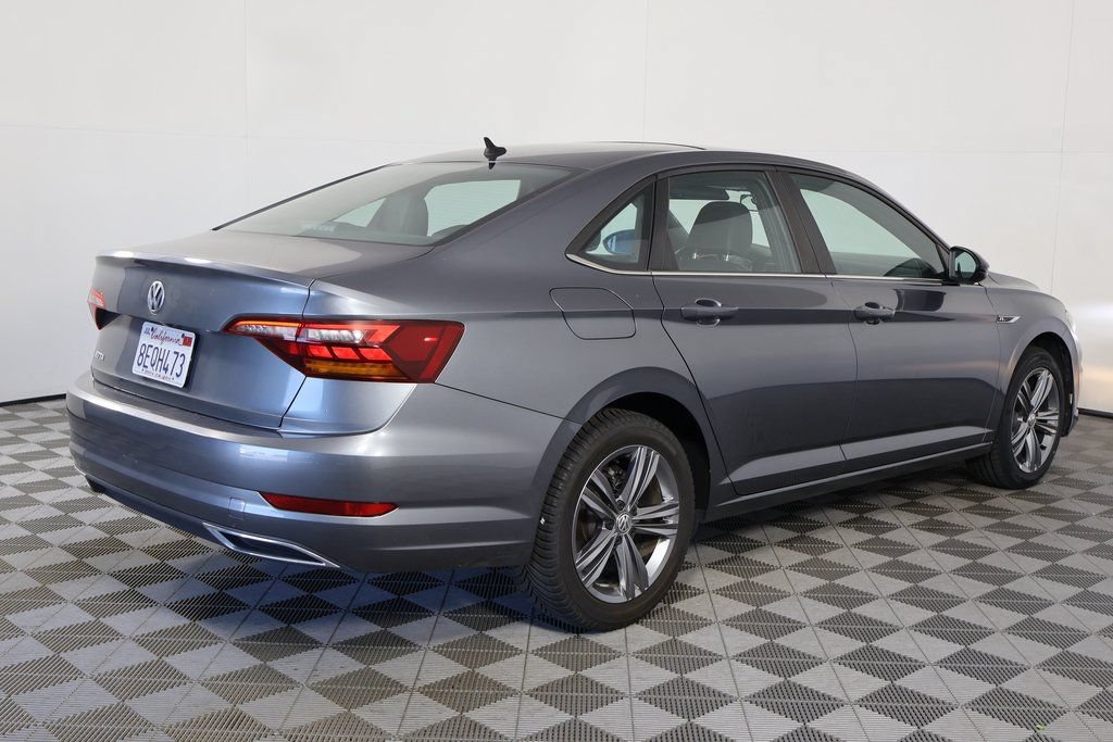 Used 2019 Volkswagen Jetta R-Line FWD image 4