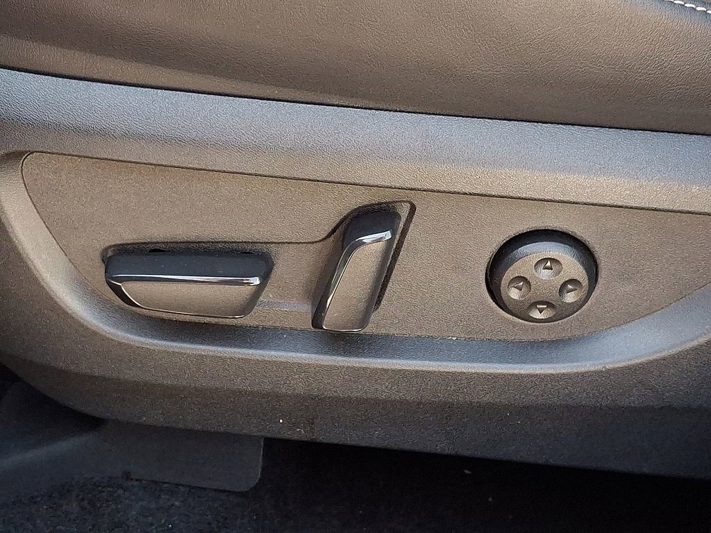 Used 2022 INFINITI QX50 Luxe image 26