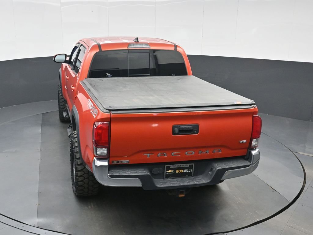 Used 2018 Toyota Tacoma TRD Off-Road AWD/4WD image 20