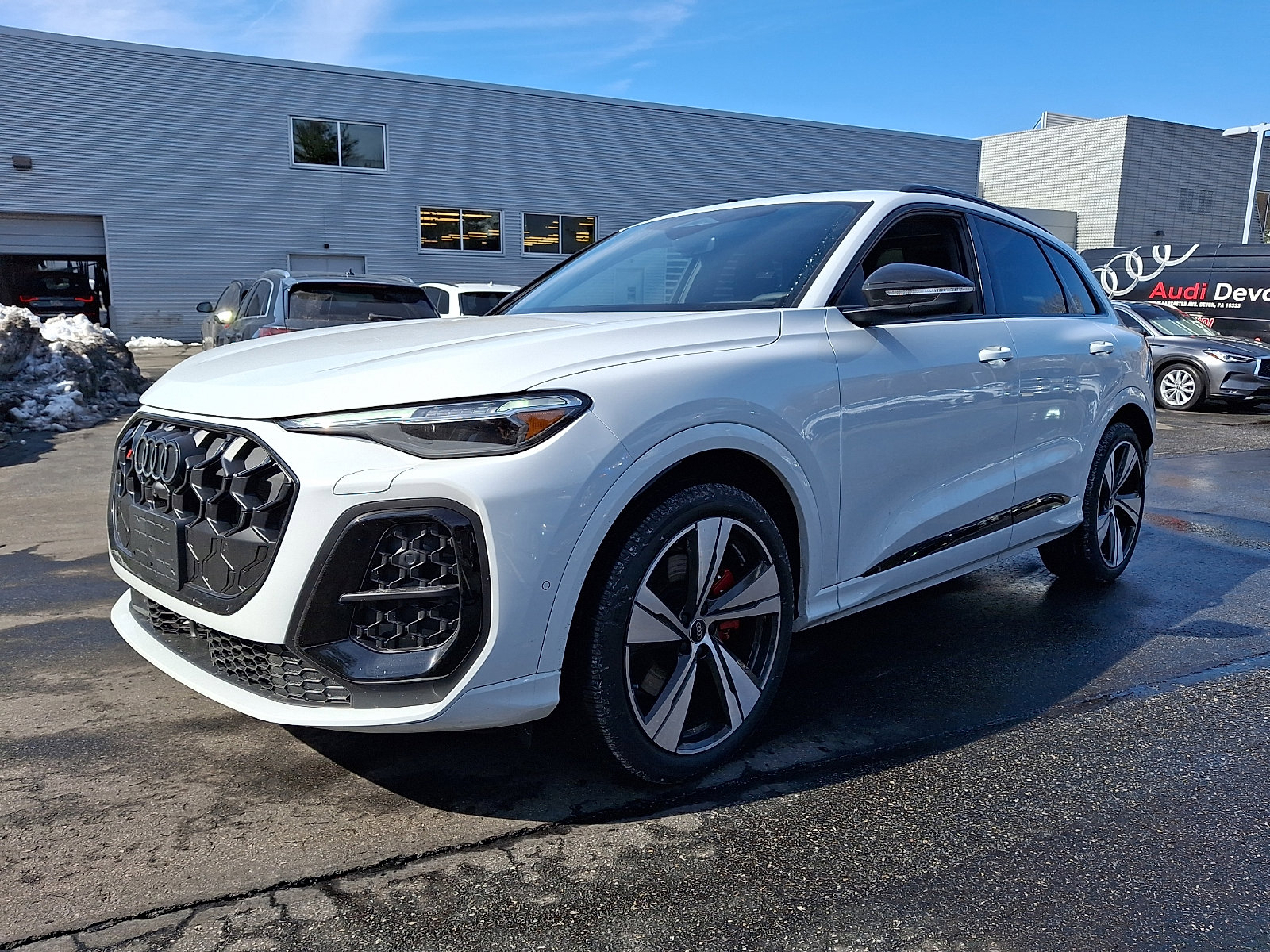 New 2025 Audi SQ5 Premium Plus image 2