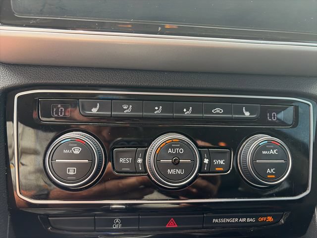 Used 2018 Volkswagen Atlas SEL AWD/4WD image 18
