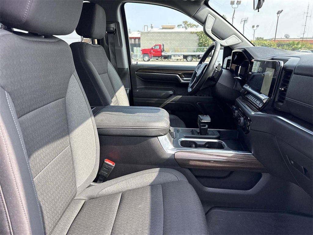 Used 2024 Chevrolet Silverado 1500 LT Trail Boss w/ Protection Package image 25