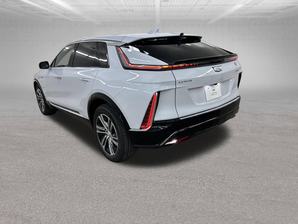 New 2026 Cadillac Lyriq Luxury AWD/4WD image 7
