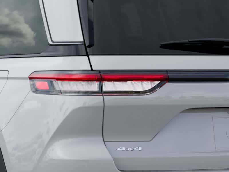 New 2026 Jeep Grand Cherokee Limited AWD/4WD image 9