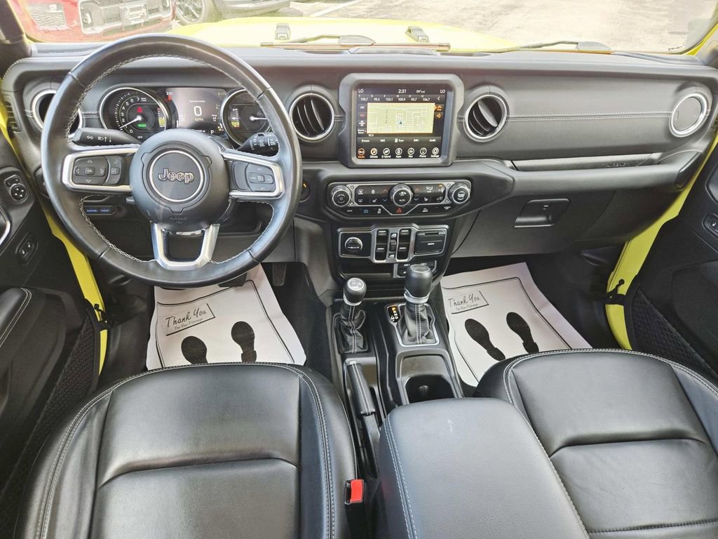 Used 2023 Jeep Wrangler Unlimited Sahara w/ Cold Weather Group AWD/4WD image 9