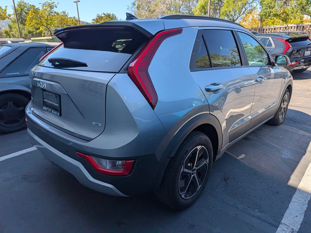Used 2024 Kia Niro EX FWD image 4