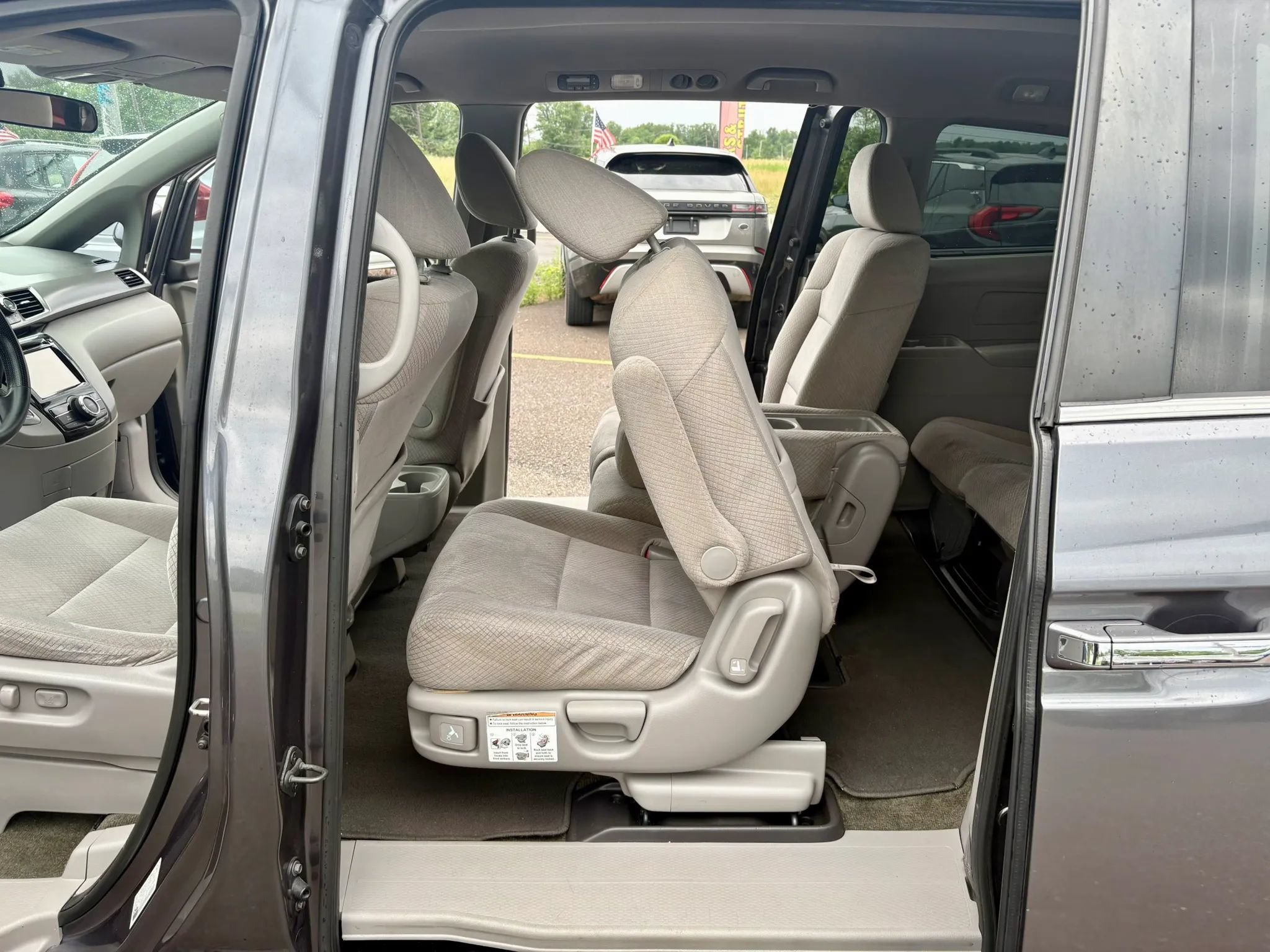 Used 2016 Honda Odyssey EX image 19