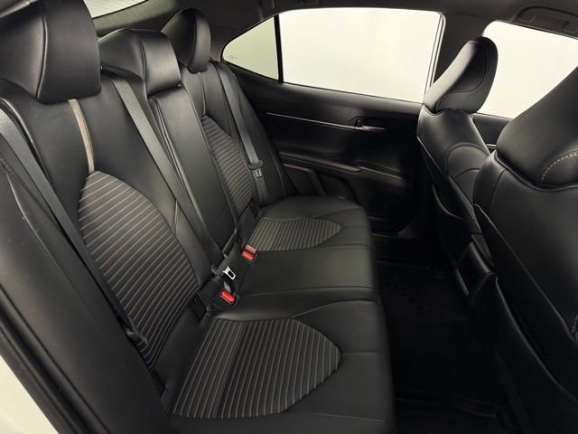 Used 2024 Toyota Camry SE w/ Convenience Package image 17