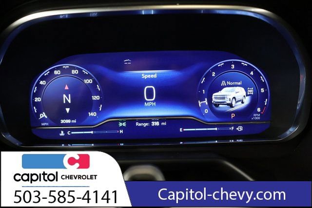 Used 2024 Chevrolet Suburban High Country w/ Advanced Technology Package image 17