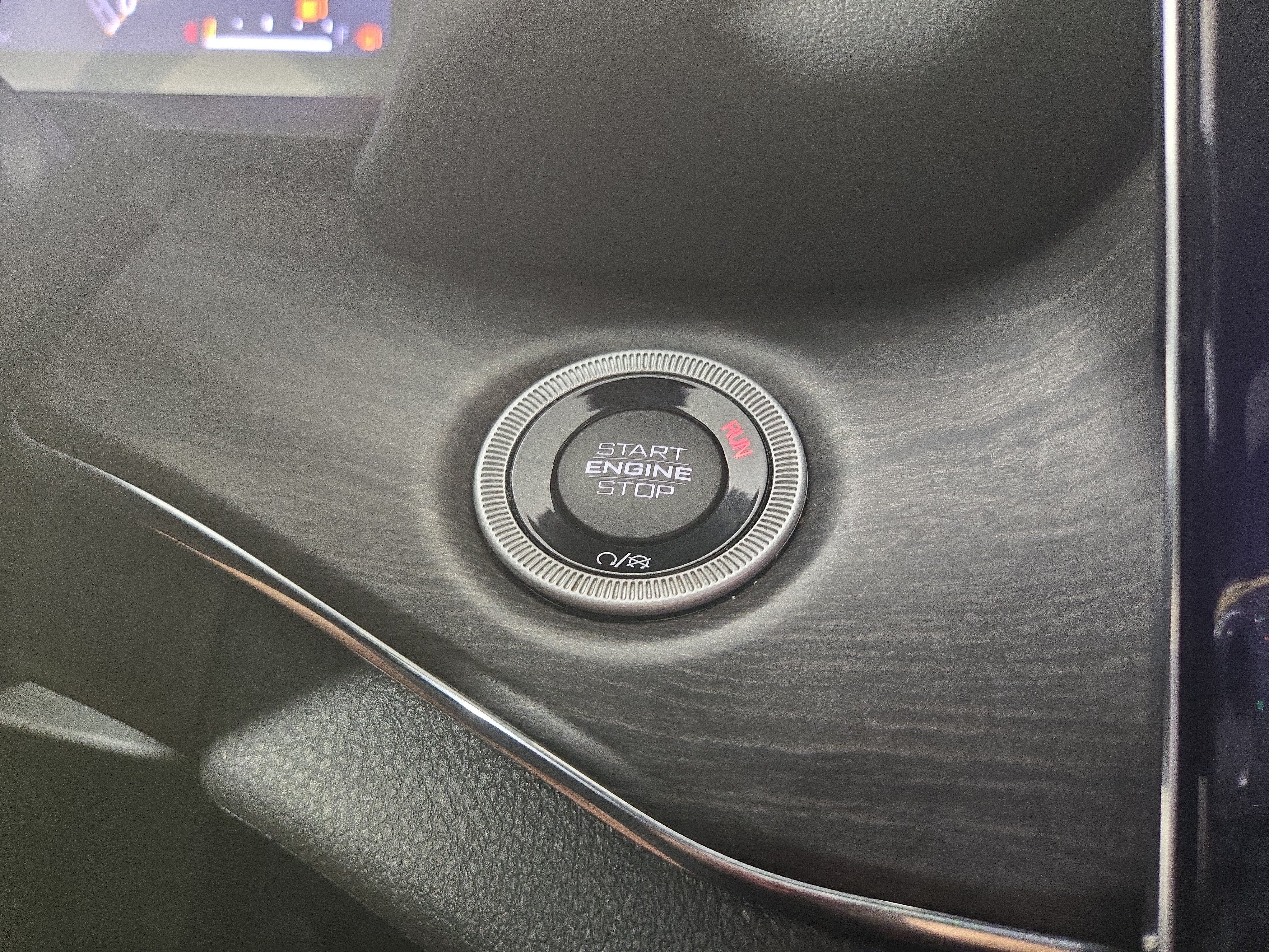 Used 2023 Jeep Grand Cherokee L Overland AWD/4WD image 28