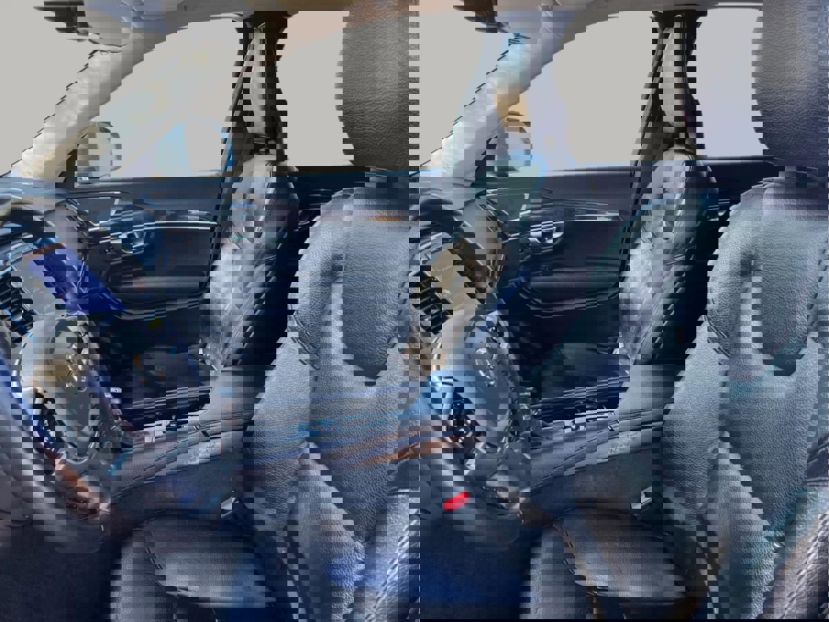 Used 2018 Volvo XC90 T6 Momentum w/ Convenience Package image 19