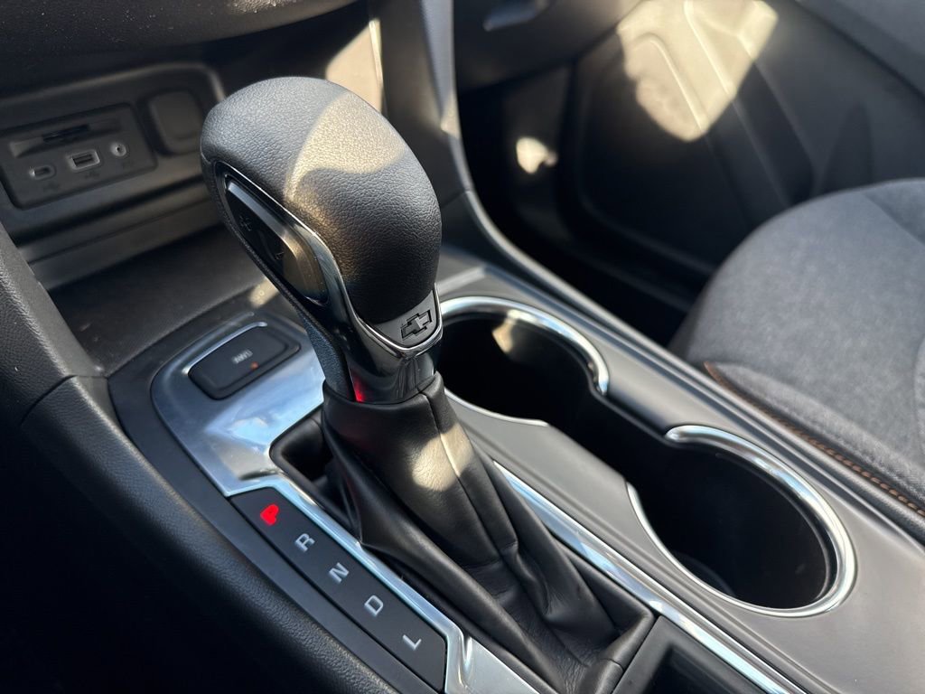 Used 2024 Chevrolet Equinox LT image 18