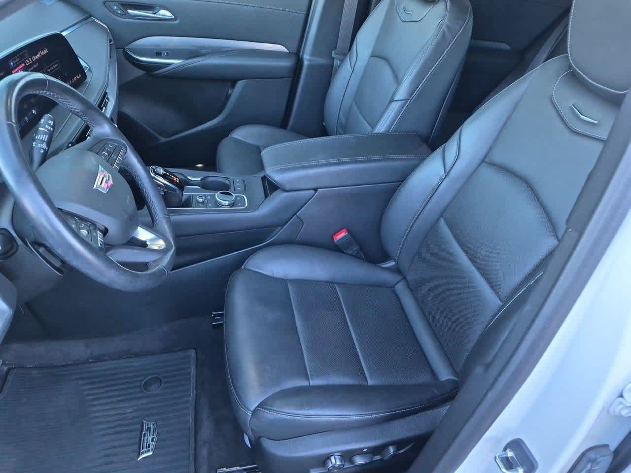 Used 2024 Cadillac XT4 Premium Luxury AWD/4WD image 16