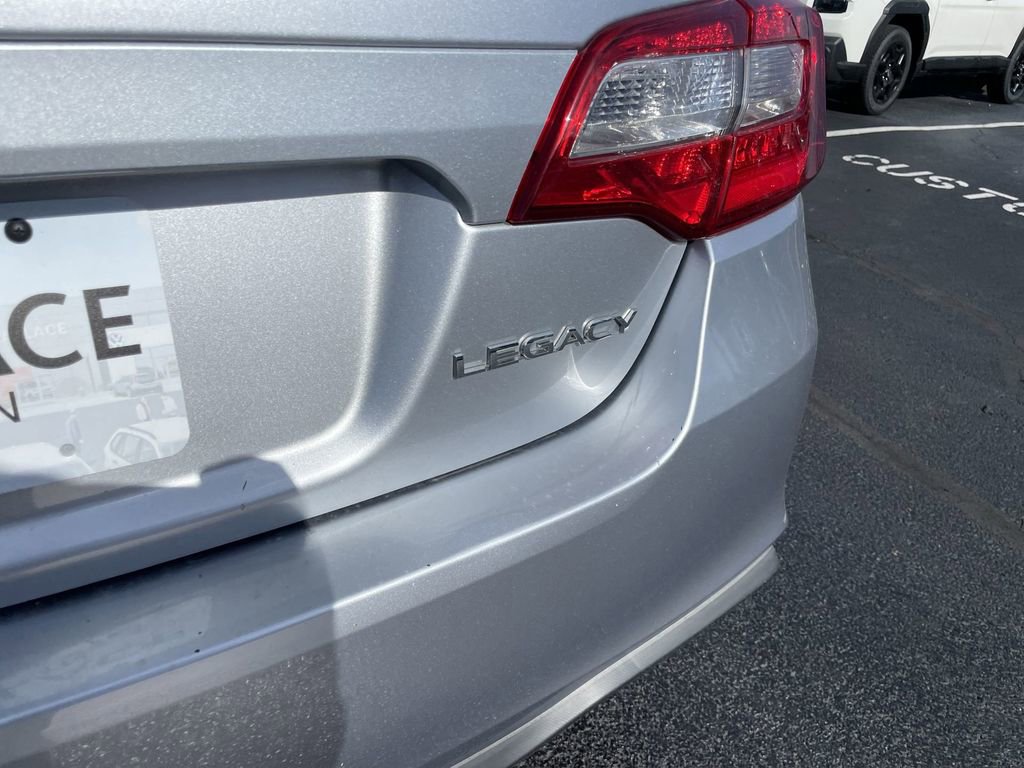 Used 2019 Subaru Legacy 2.5i Premium image 6