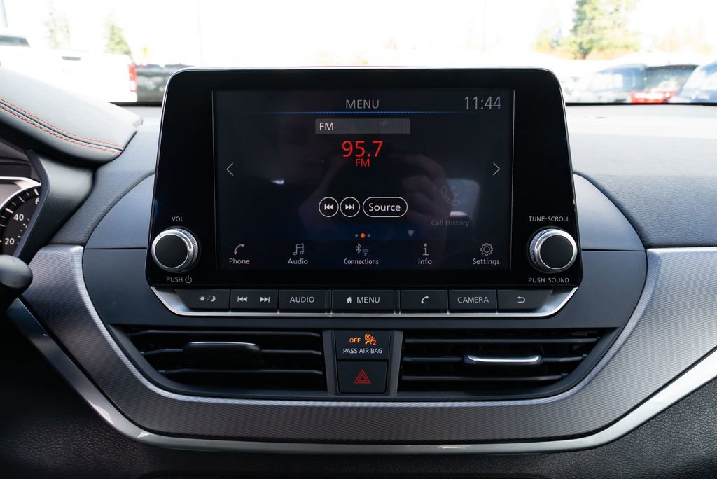 Used 2023 Nissan Altima 2.5 SR image 14