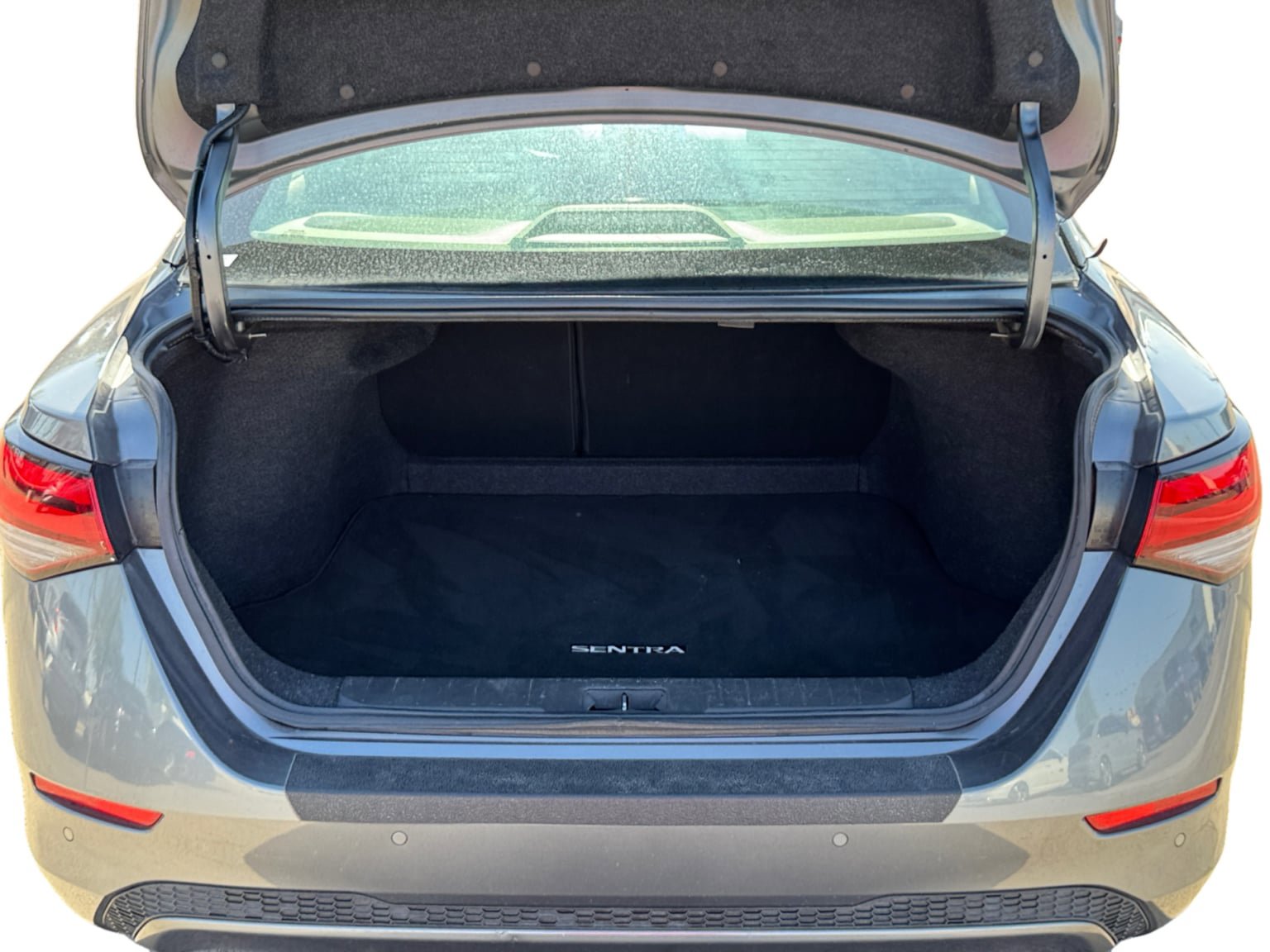 Used 2022 Nissan Sentra SV FWD image 19