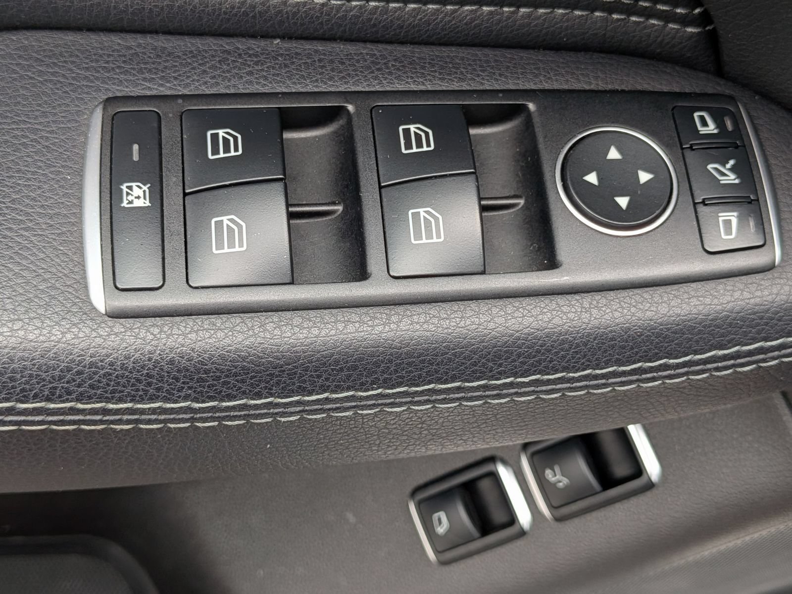 Used 2019 Mercedes-Benz GLS 450 4MATIC w/ Premium 1 Package image 14