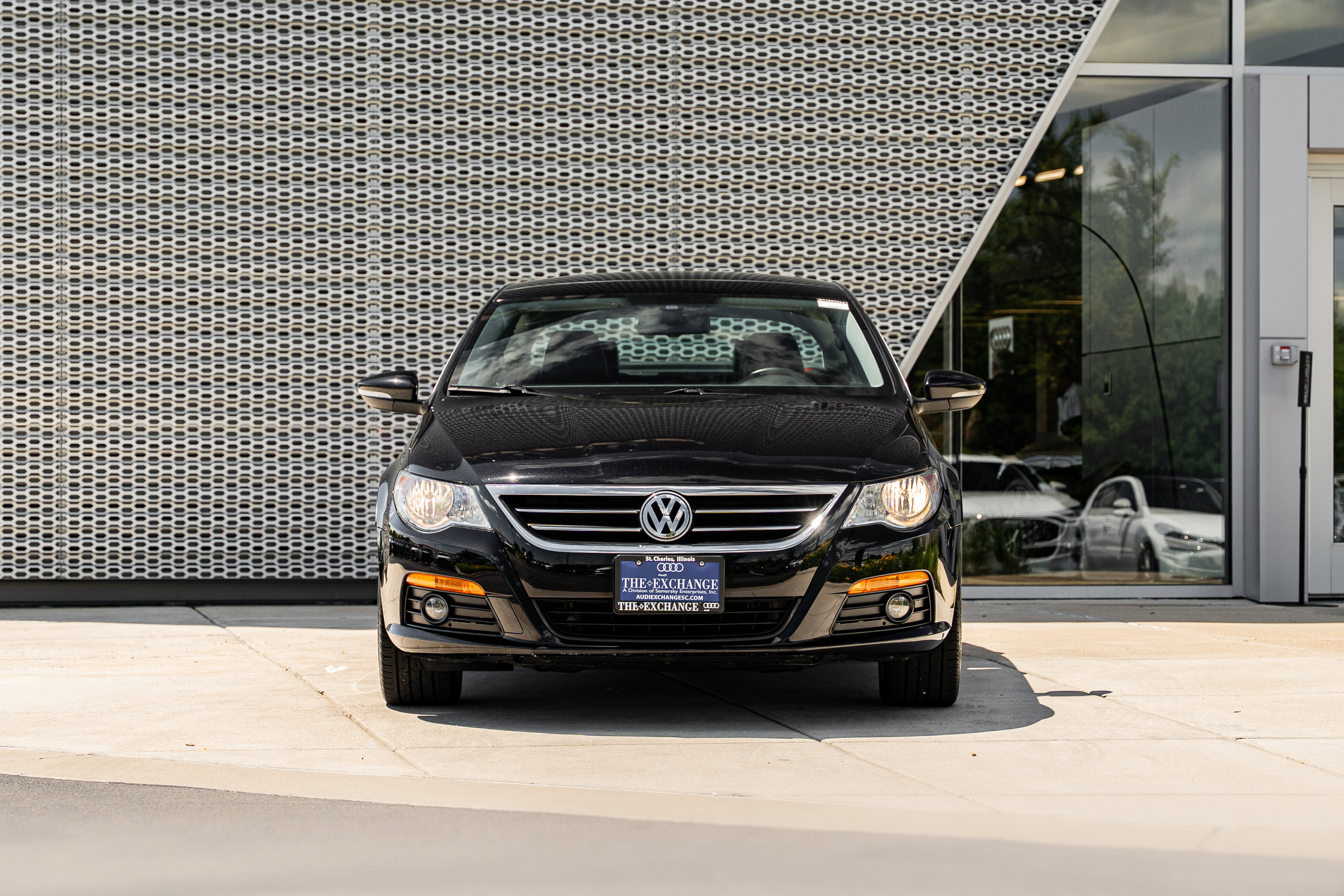 Used 2009 Volkswagen CC Luxury FWD image 30