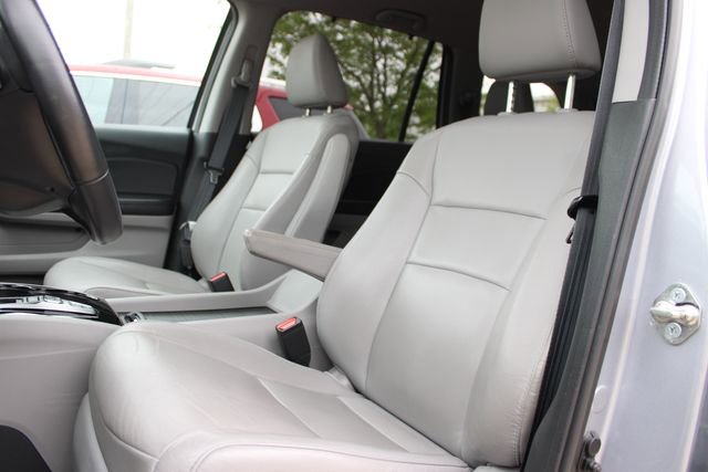 Used 2017 Honda Pilot Touring image 24