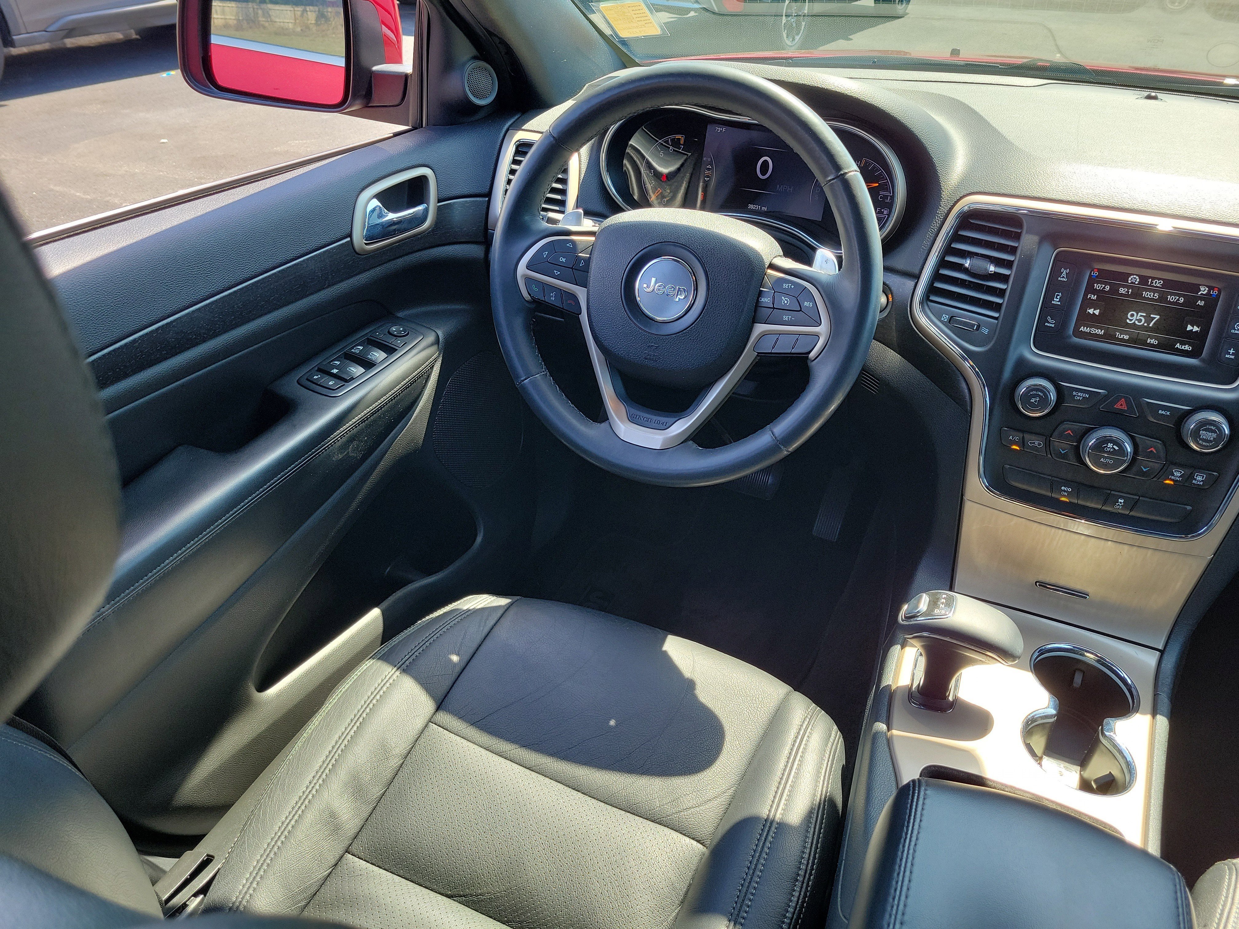 Used 2015 Jeep Grand Cherokee Laredo w/ Quick Order Package 23E image 16