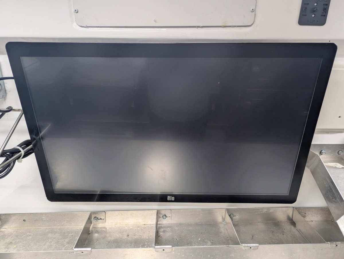 Used 2021 Mercedes-Benz Sprinter 4500 w/ Parking Package image 11