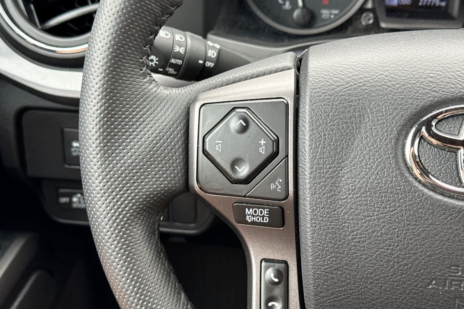 Used 2023 Toyota Tacoma TRD Sport w/ Advanced Technology Package AWD/4WD image 26