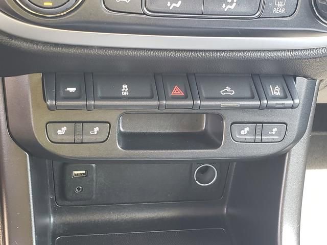 Used 2016 Chevrolet Colorado LT w/ Midnight Edition AWD/4WD image 25