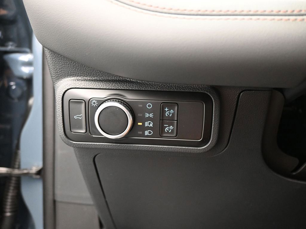 New 2026 Ford Explorer Active image 13