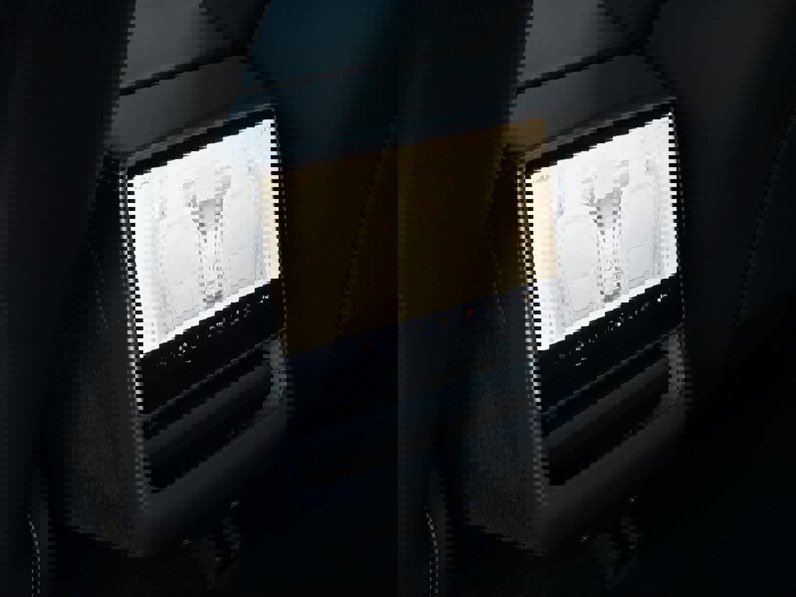 Used 2024 Tesla Model 3 Standard Range image 30