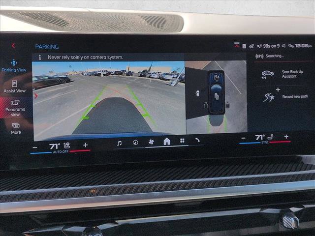 Used 2025 BMW X7 M60i image 14