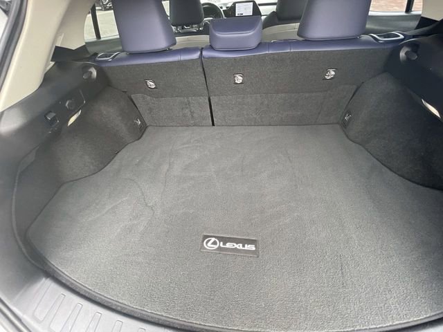 Used 2023 Lexus UX 250h F Sport w/ Accessory Package (Z1) image 33