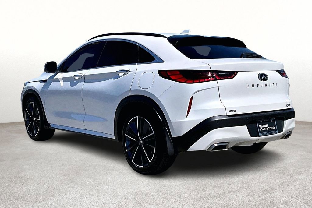 Certified 2025 INFINITI QX55 Essential image 17