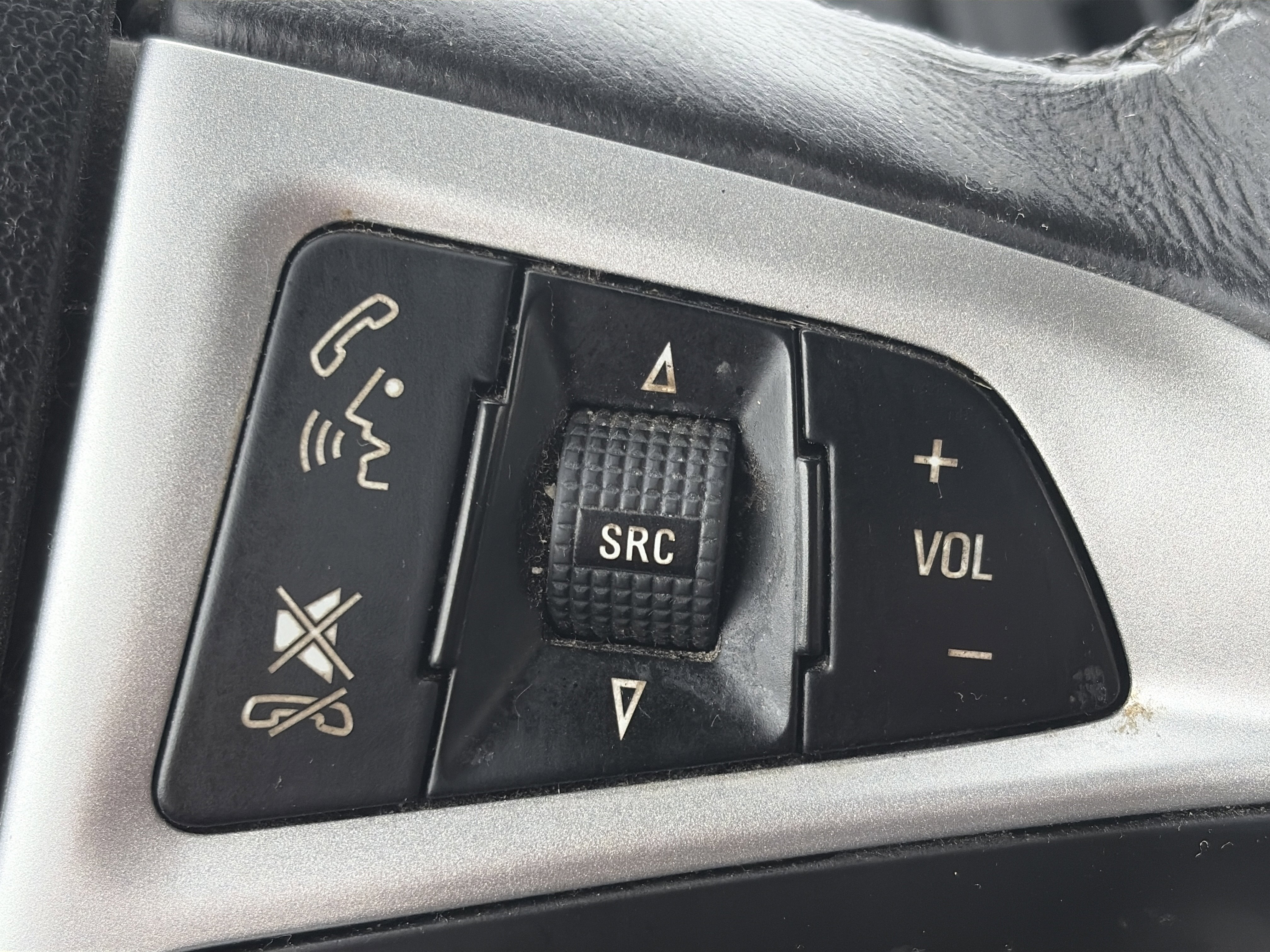 Used 2017 Chevrolet Equinox LT w/ Convenience Package image 18